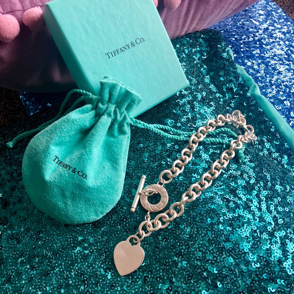 ✨Authentic✨Tiffany & Co. Classic Toggle Necklace